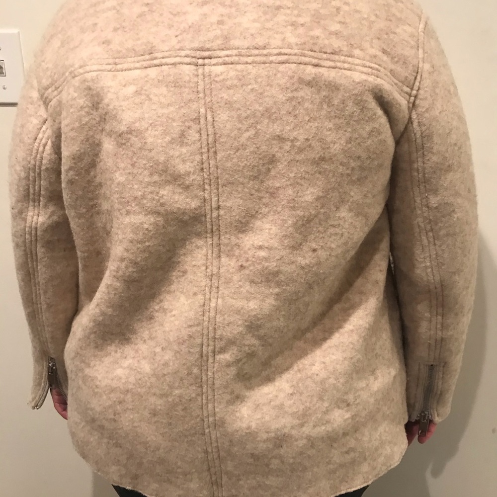 Sherpa Jacket - Picture 3 of 3